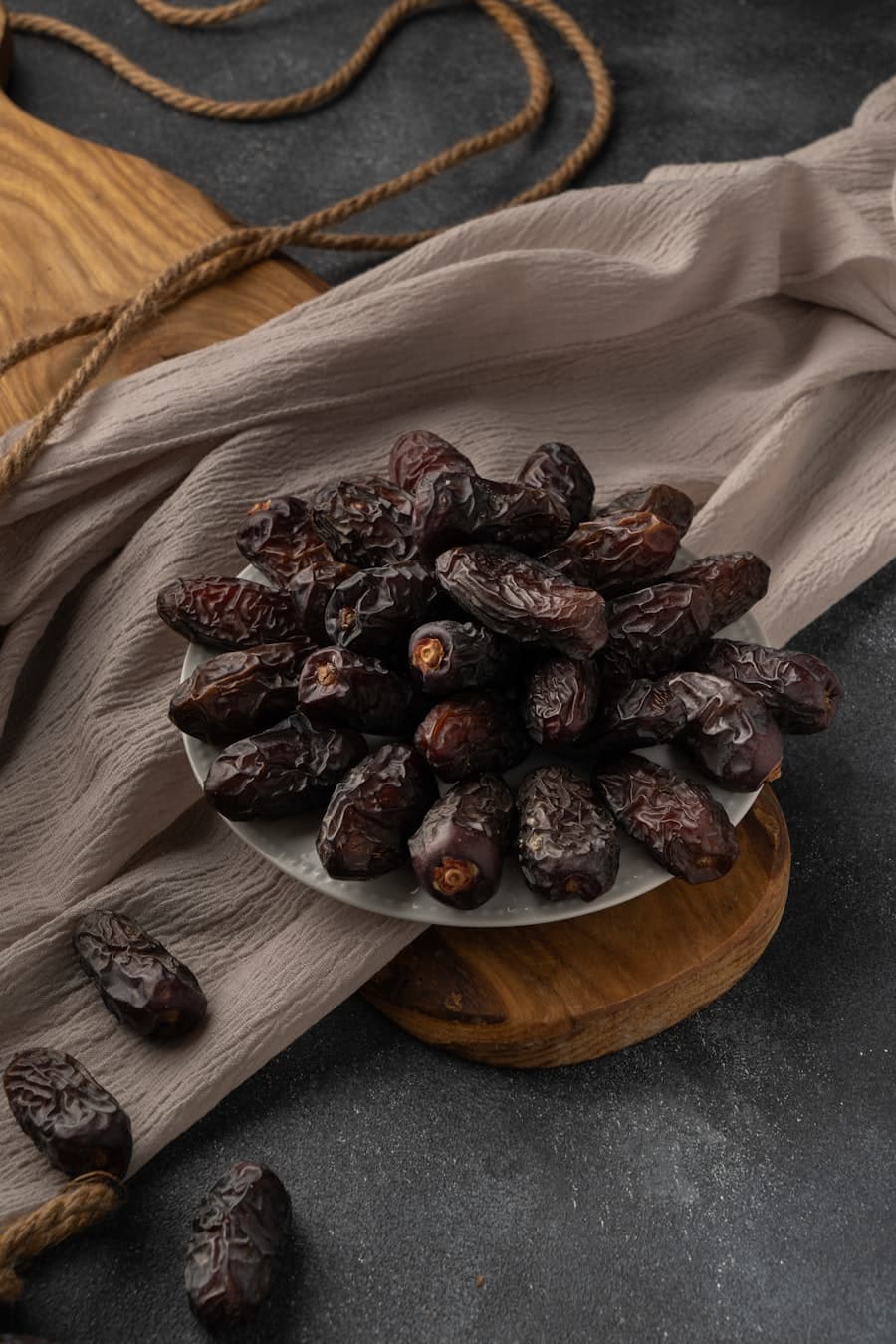Premium Medjool Dates 1kg Box